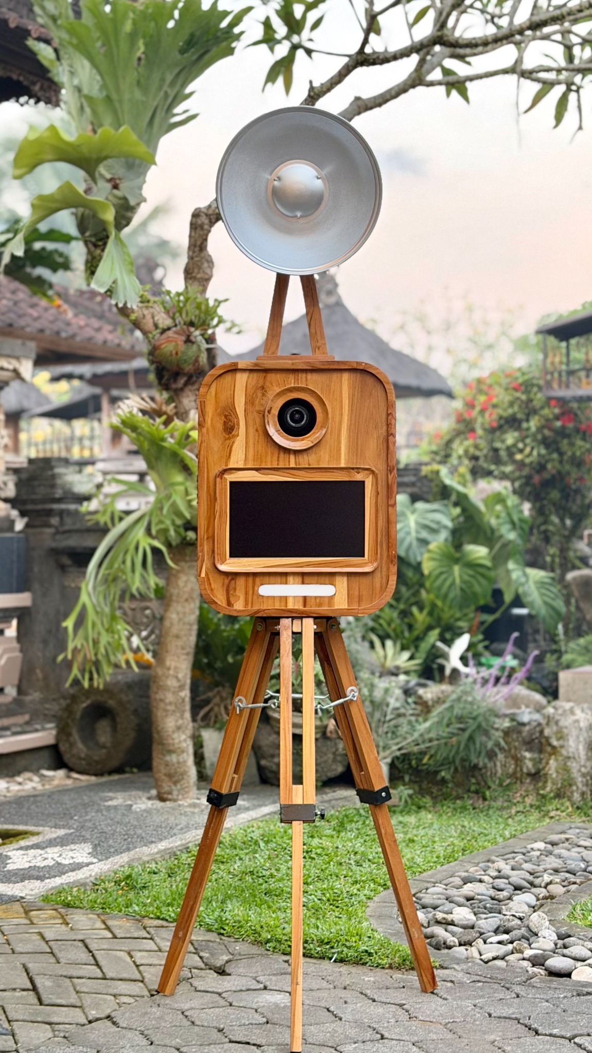 Standing Booth QR Only